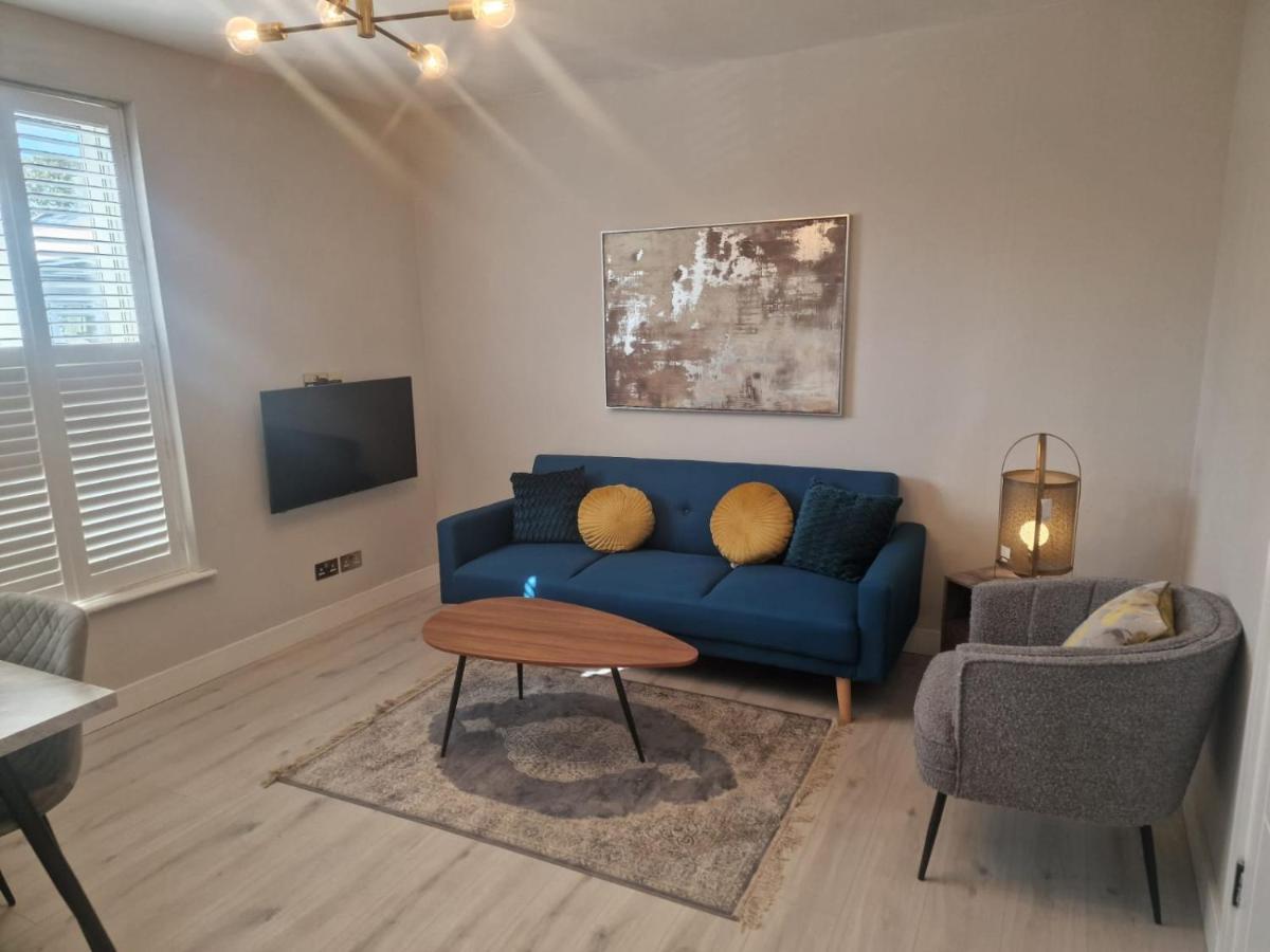 Collier'S Wood En-Suite Apartments Лондон Экстерьер фото